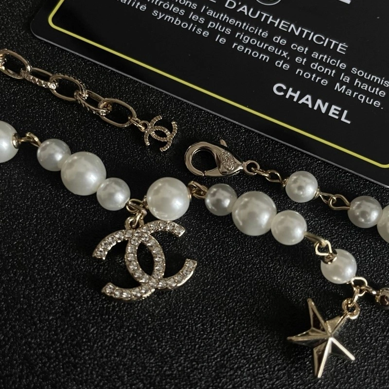 Chanel Necklaces Functional 220630
