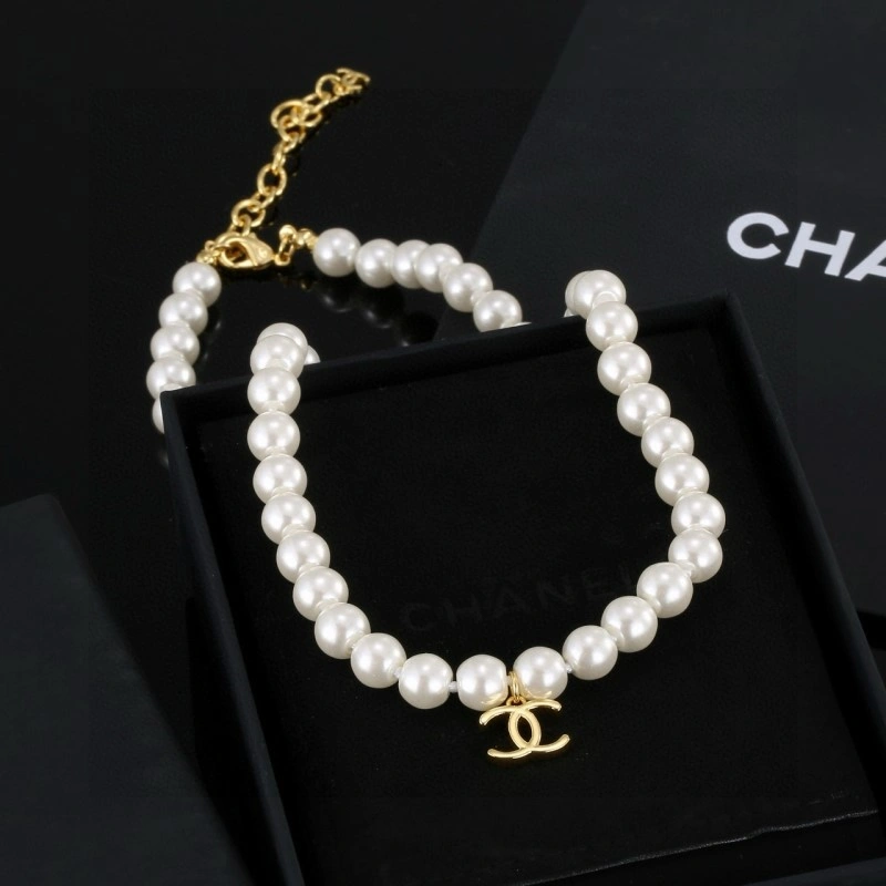 EyeCatching Chanel Necklaces 220632