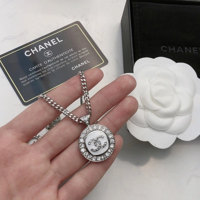 Chanel Necklaces Refined 220612