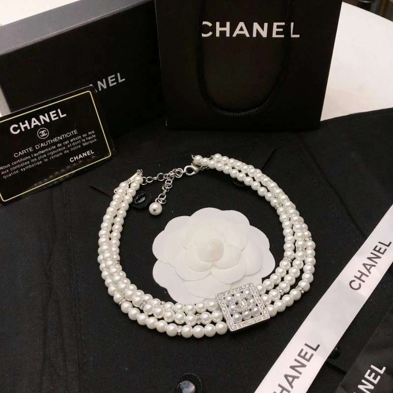 Chanel Necklaces Trendsetting 220682