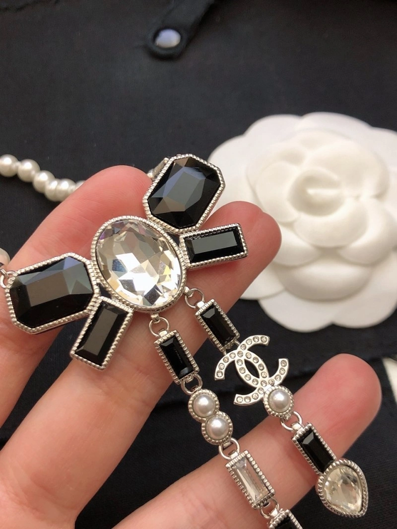 Chanel Necklaces Trendsetting 220607