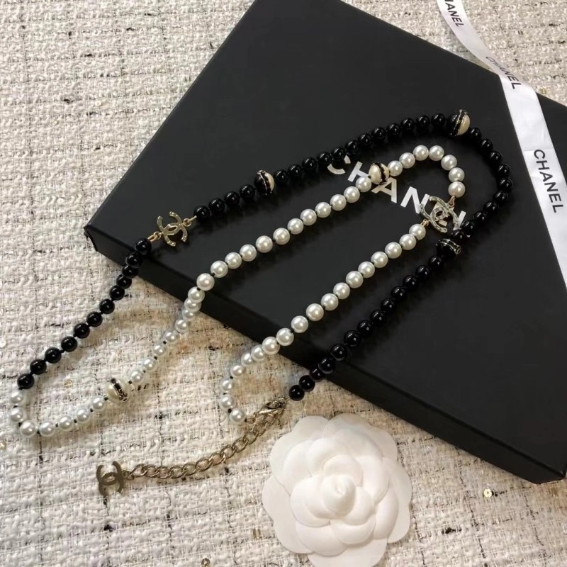 Effortless Chanel Necklaces 220603