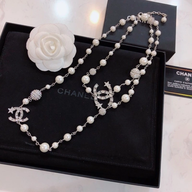 Elegant Chanel Necklaces 220602