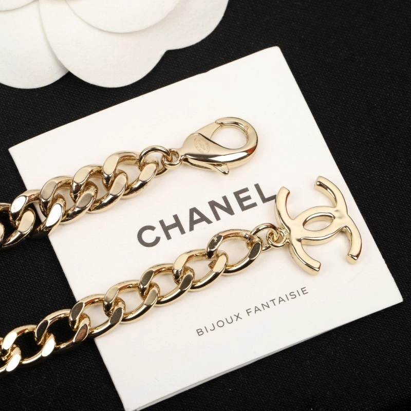 Minimalist Chanel Necklaces 220571