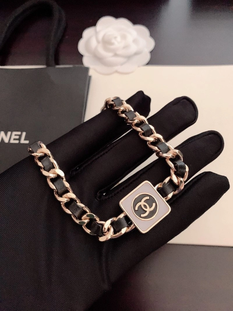 Chanel Necklaces Seasonal 220584