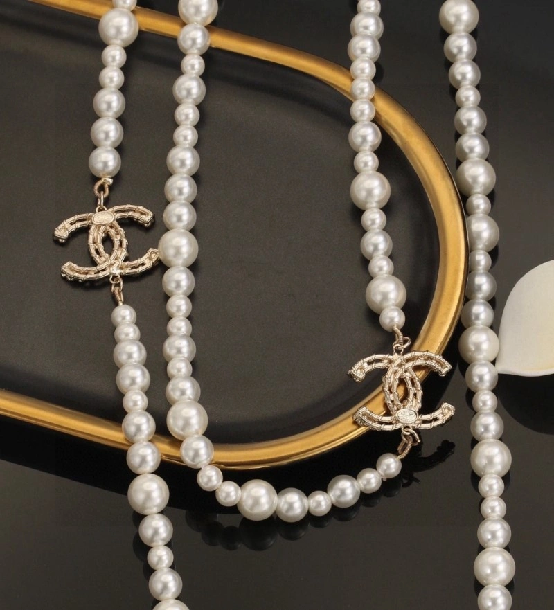 Chic Chanel Necklaces 220567