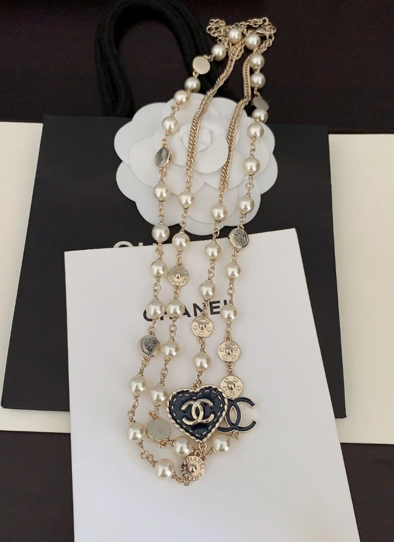 Unisex Chanel Necklaces 220568
