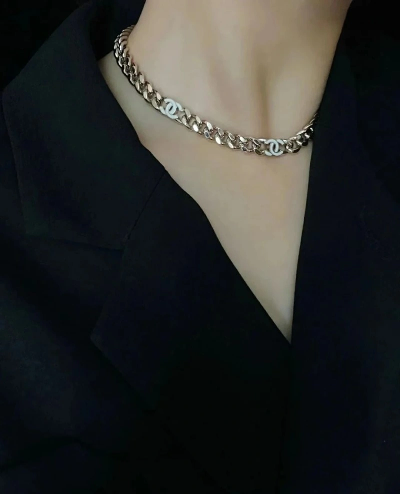 Chanel Necklaces Soft 220551