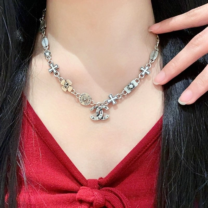 Chic Chanel Necklaces 220545