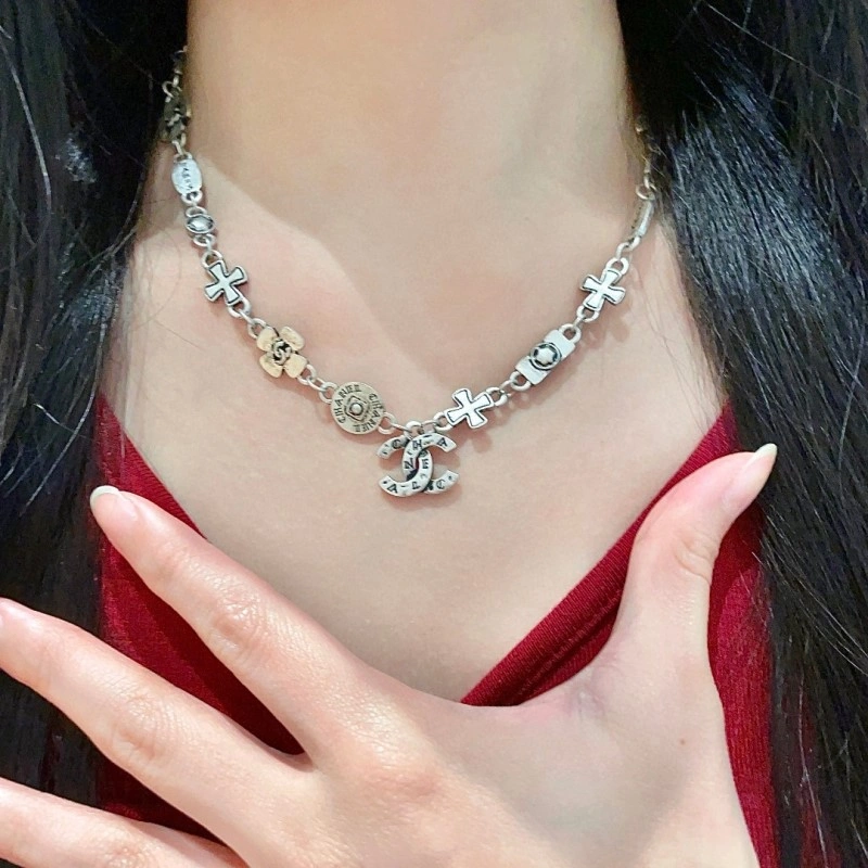 Chic Chanel Necklaces 220545