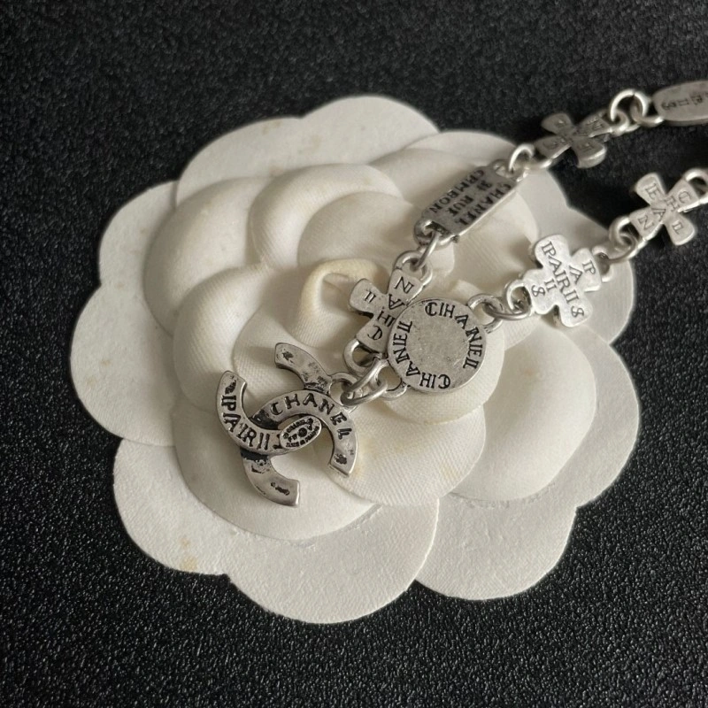 Chic Chanel Necklaces 220545