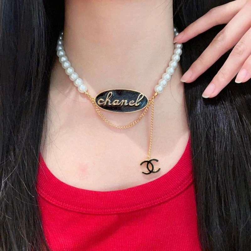 Timeless Chanel Necklaces 220538