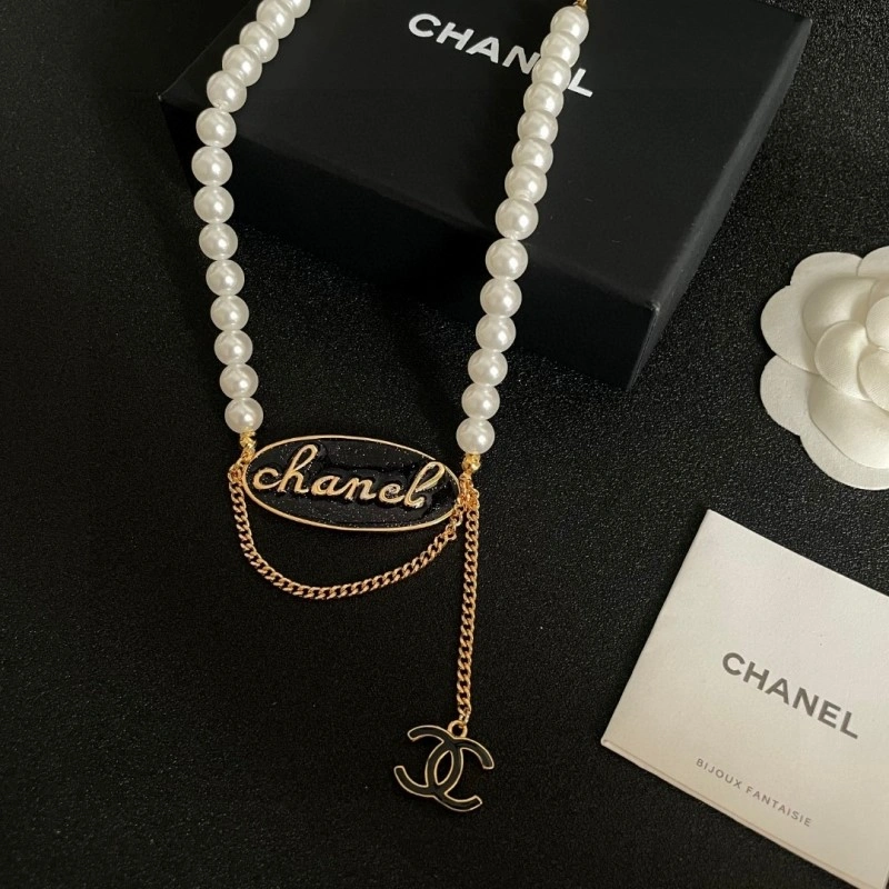 Timeless Chanel Necklaces 220538