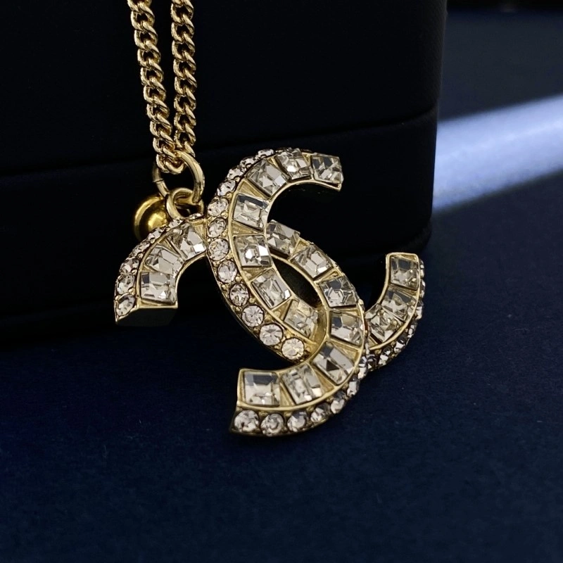 EyeCatching Chanel Necklaces 220542