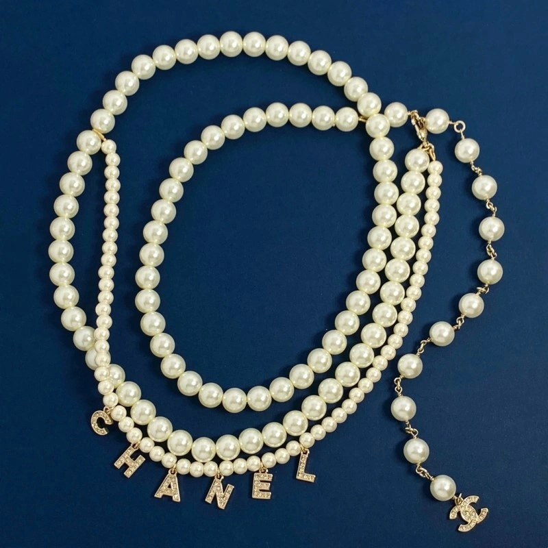 Chanel Necklaces Versatile 220540