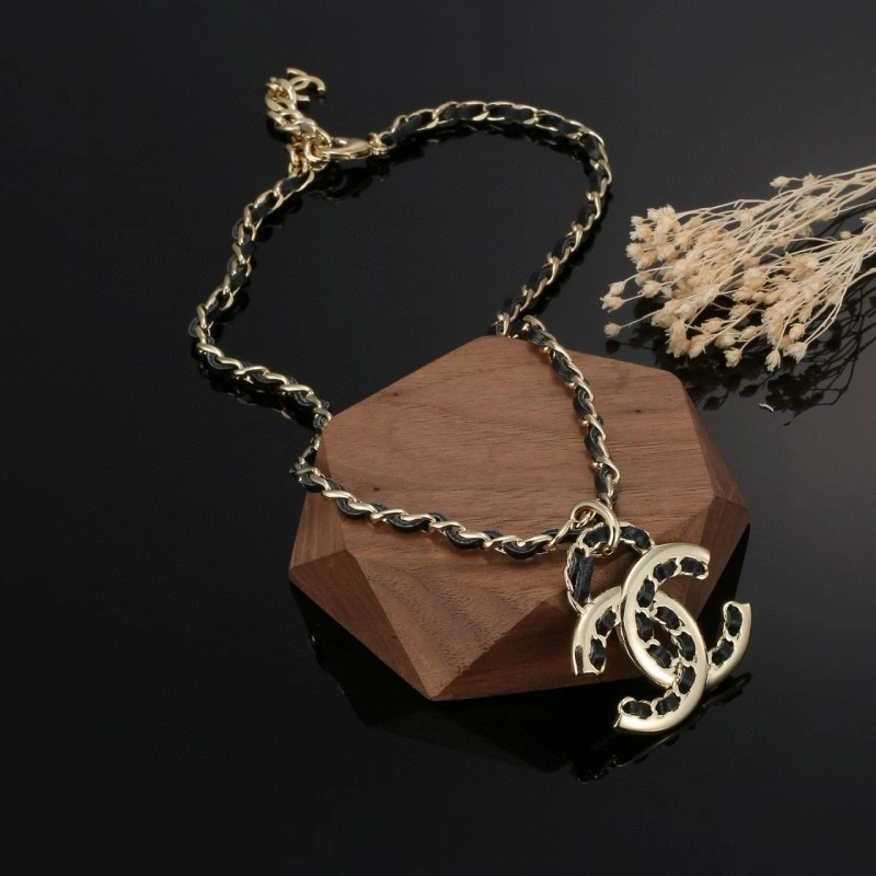 WaterResistant Chanel Necklaces 219224