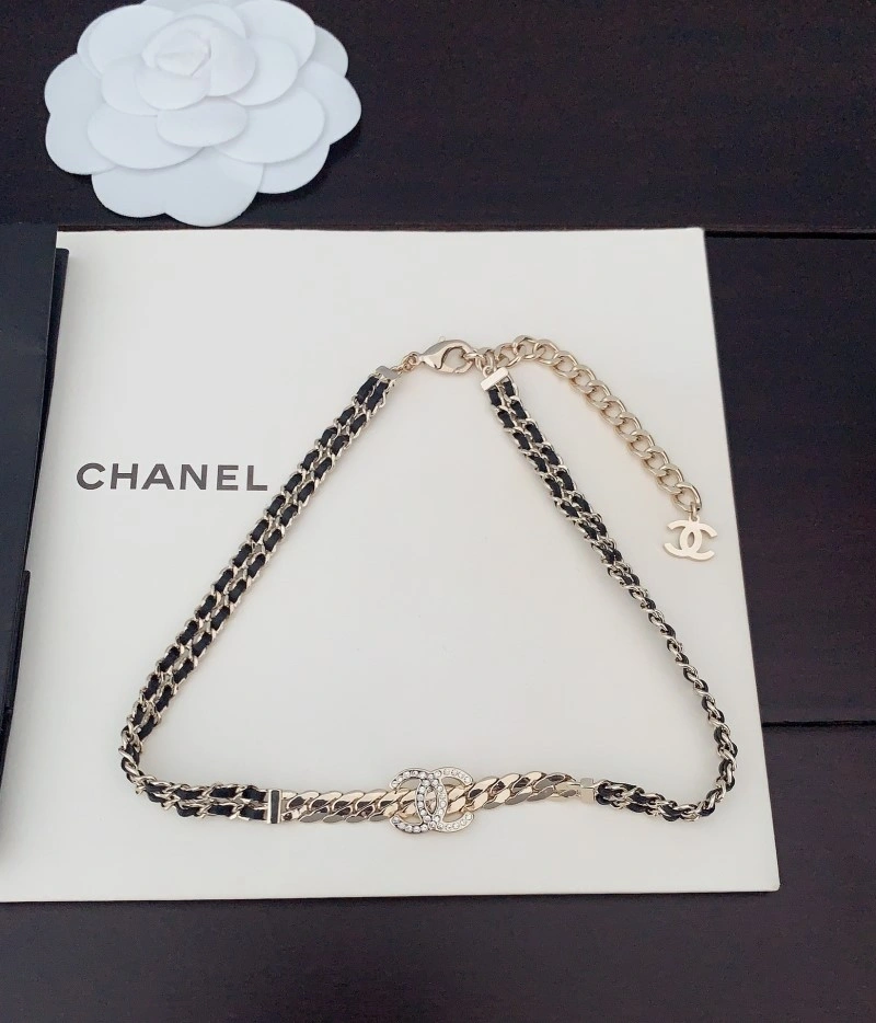 Chanel Necklaces Functional 219229
