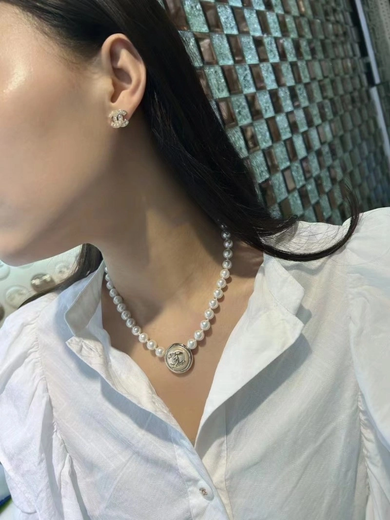 Chanel Necklaces Flexible 219305