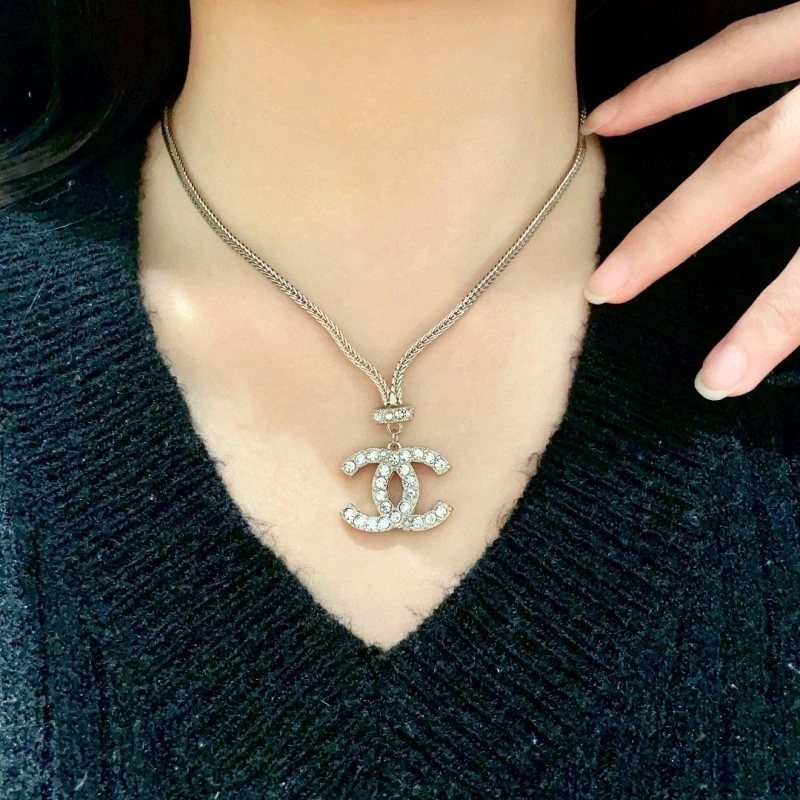 Refined Chanel Necklaces 219217