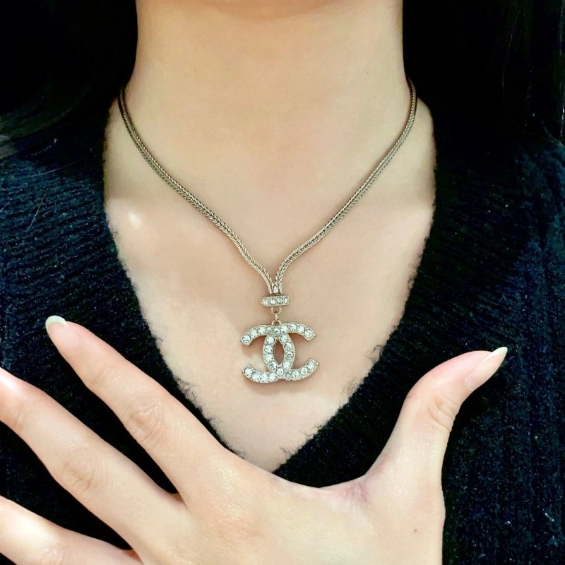 Refined Chanel Necklaces 219217