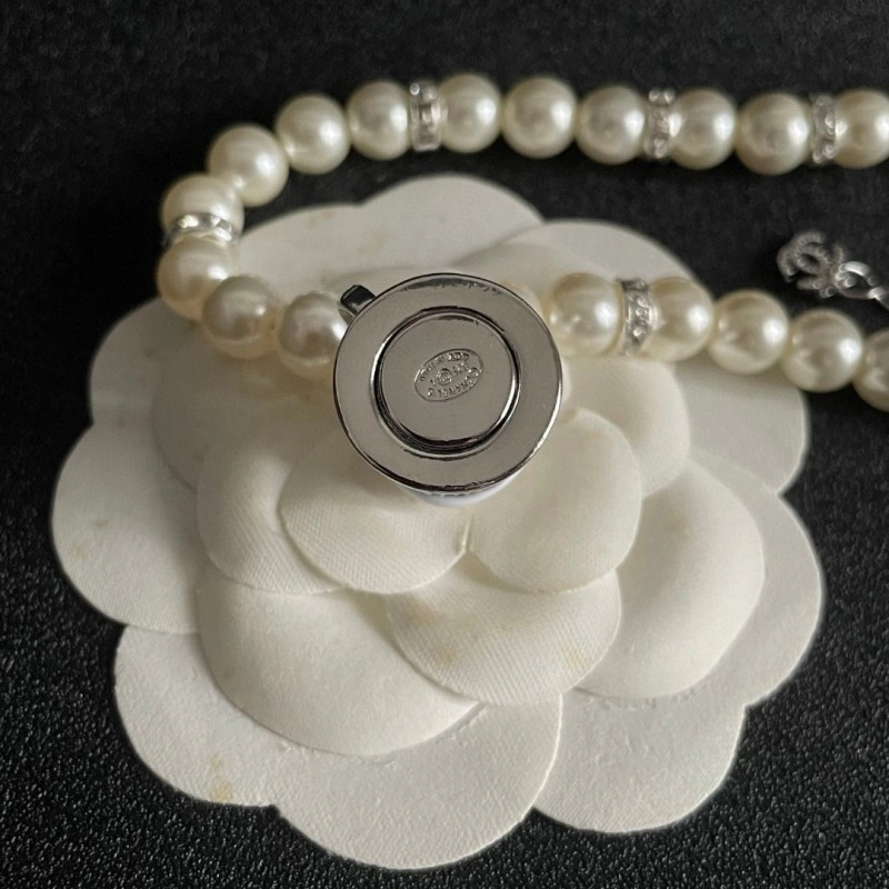 Chanel Necklaces Functional 219211