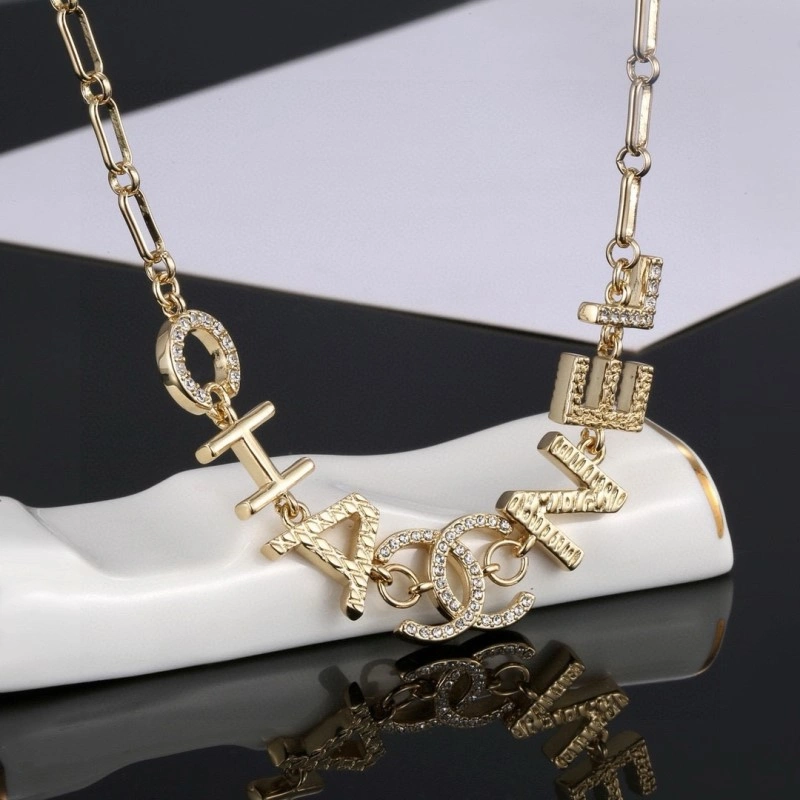 Chanel Necklaces Refined 219215