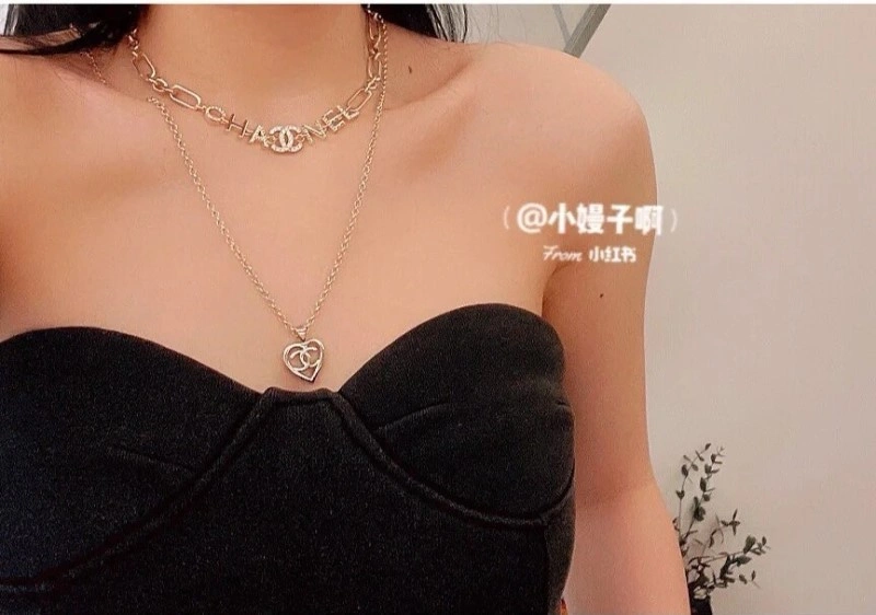 Chanel Necklaces Refined 219215