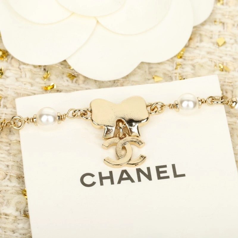 Supportive Chanel Necklaces 219199