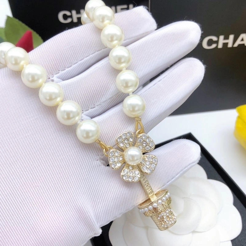 TechFriendly Chanel Necklaces 219196