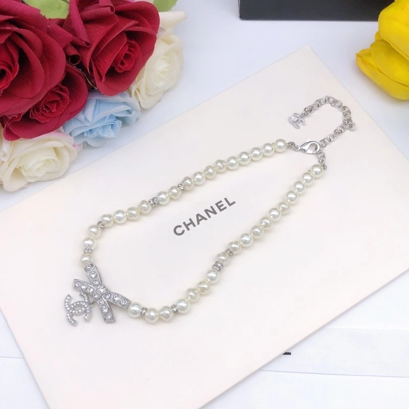 Resilient Chanel Necklaces 219188