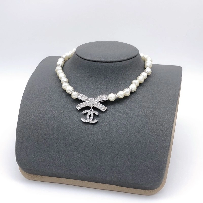 Resilient Chanel Necklaces 219188