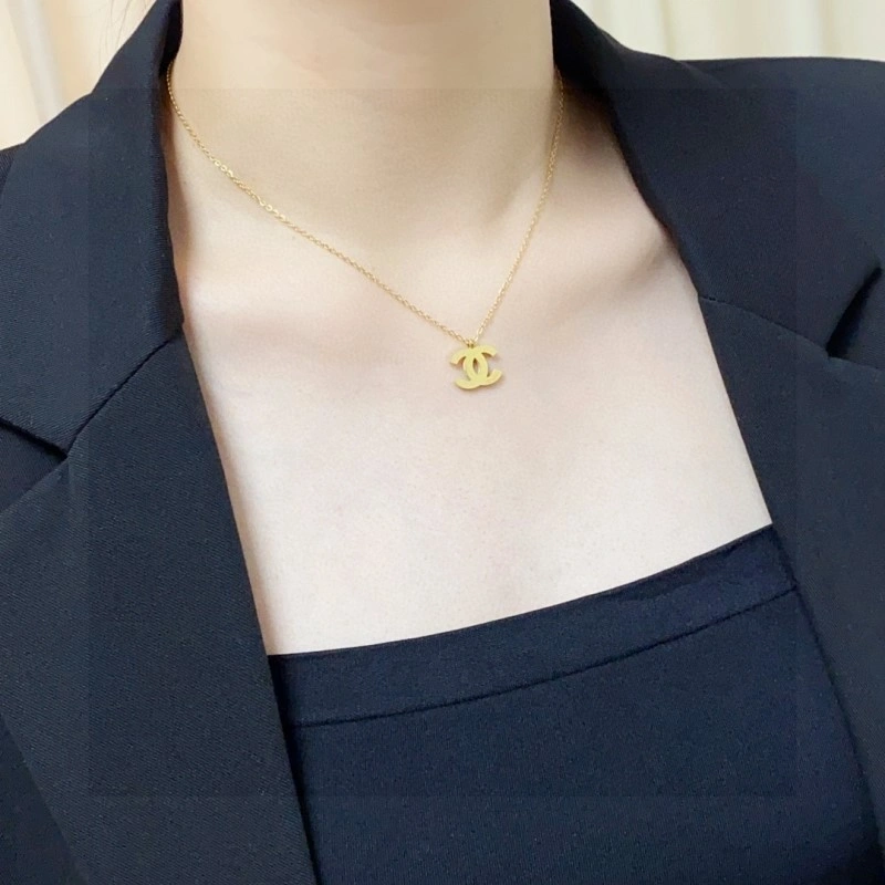 WellDesigned Chanel Necklaces 219174