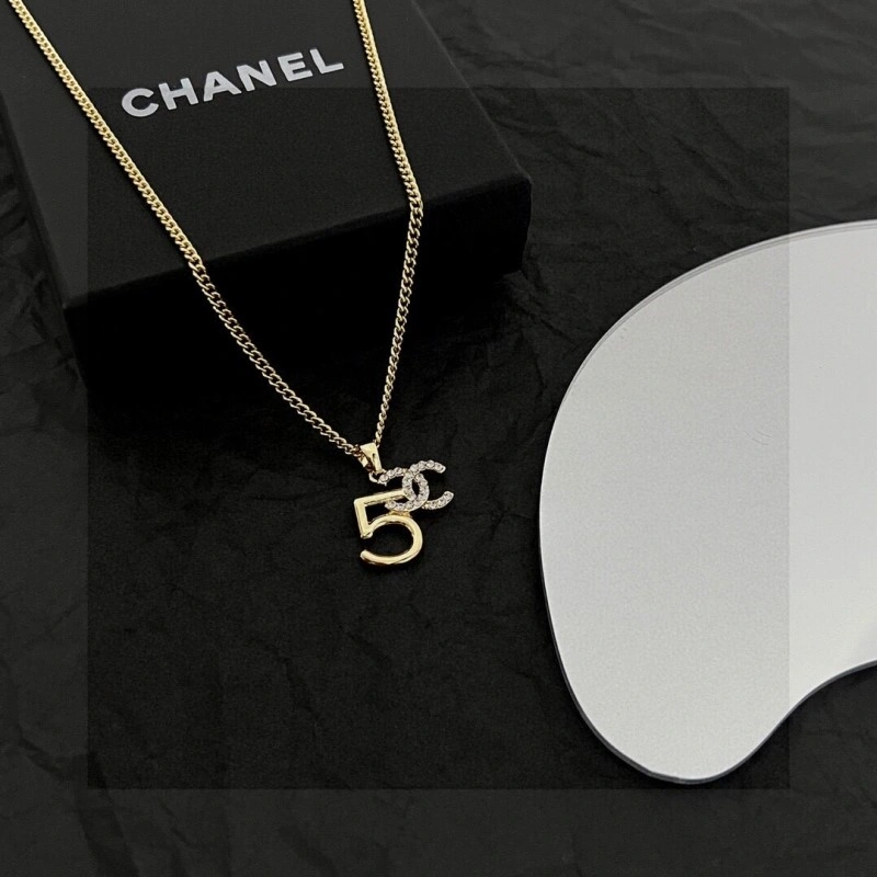 Chanel Necklaces Sporty 219167