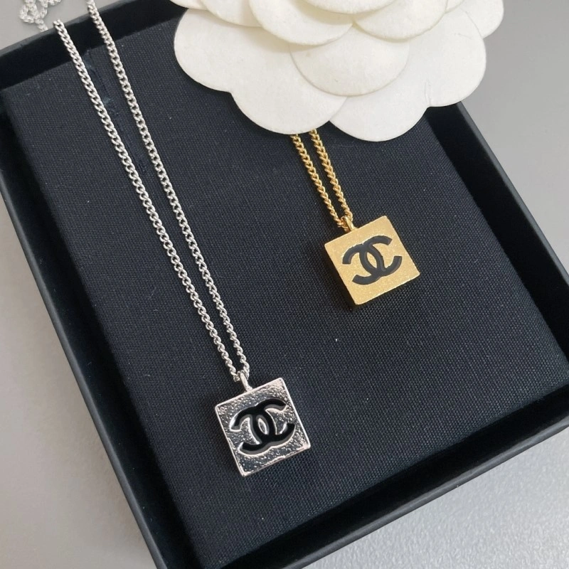 Functional Chanel Necklaces 219145