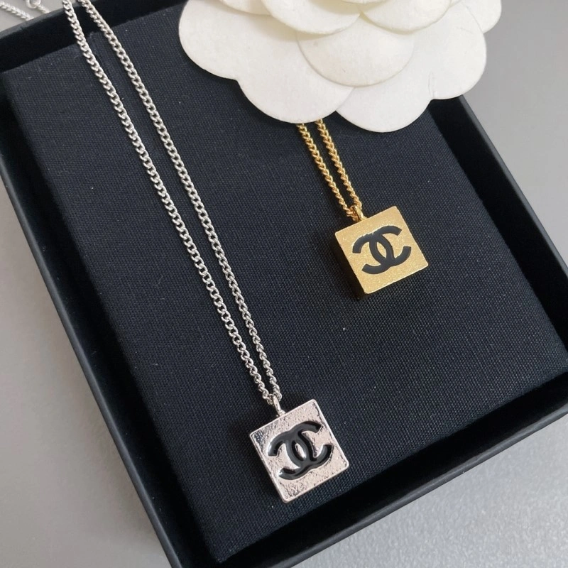 Functional Chanel Necklaces 219145
