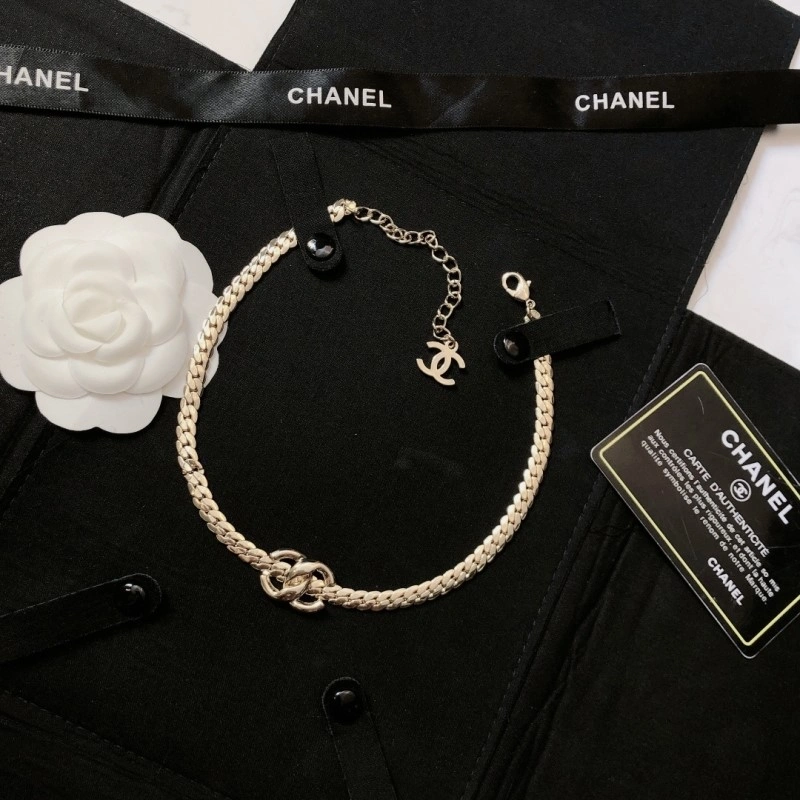 Chanel Necklaces WellDesigned 219132