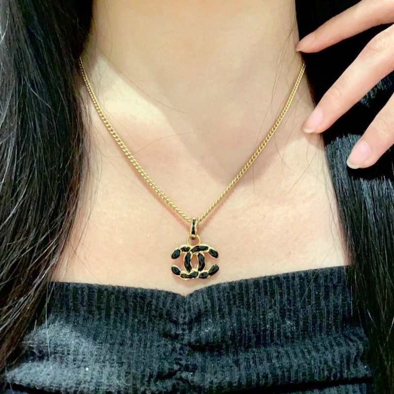 Chanel Necklaces Lightweight 219201