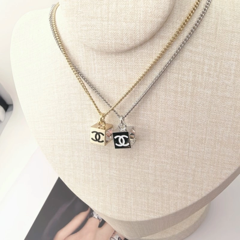 Stylish Chanel Necklaces 219156