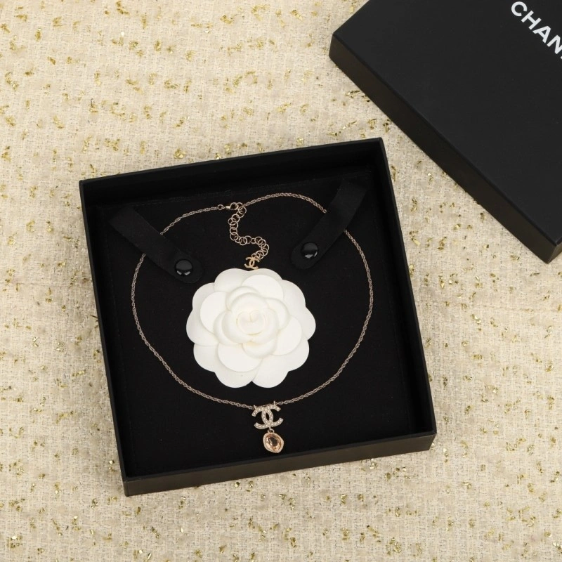Original Chanel Necklaces 219124