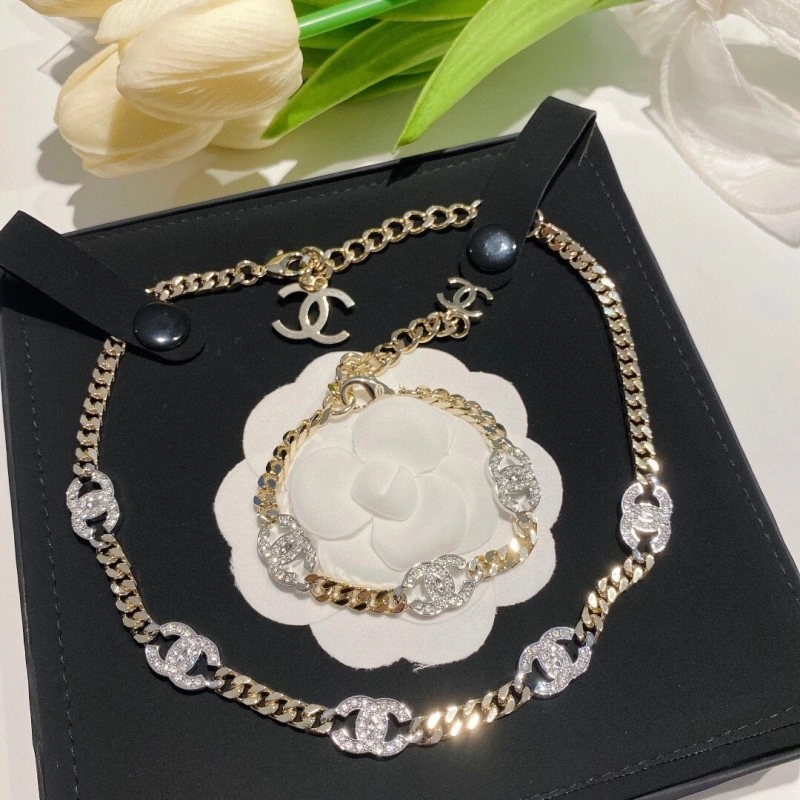 Chanel Necklaces Soft 219116