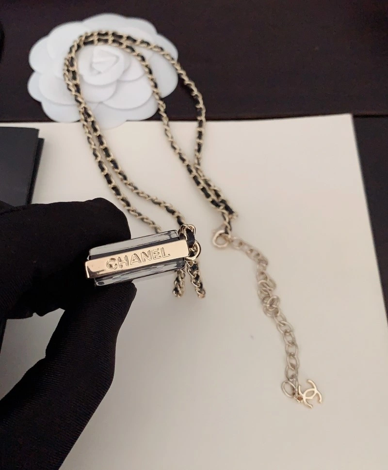 Chanel Necklaces Stylish 219094