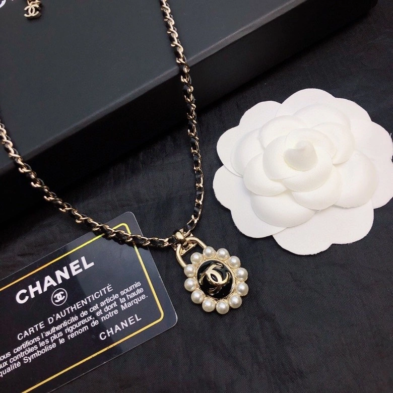 Chanel Necklaces Modern 219098