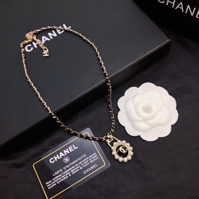 Chanel Necklaces Modern 219098