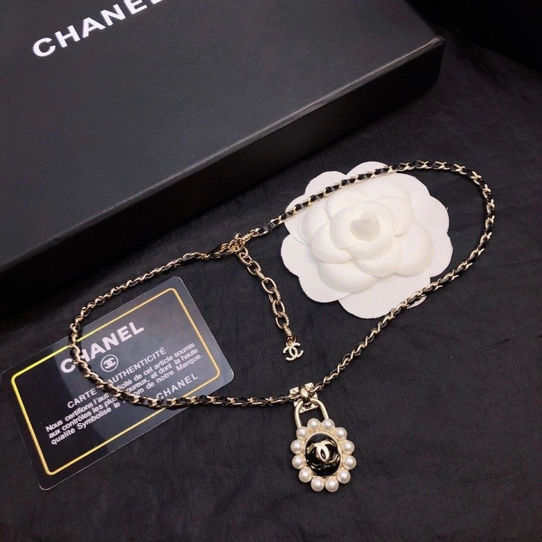 Chanel Necklaces Modern 219098
