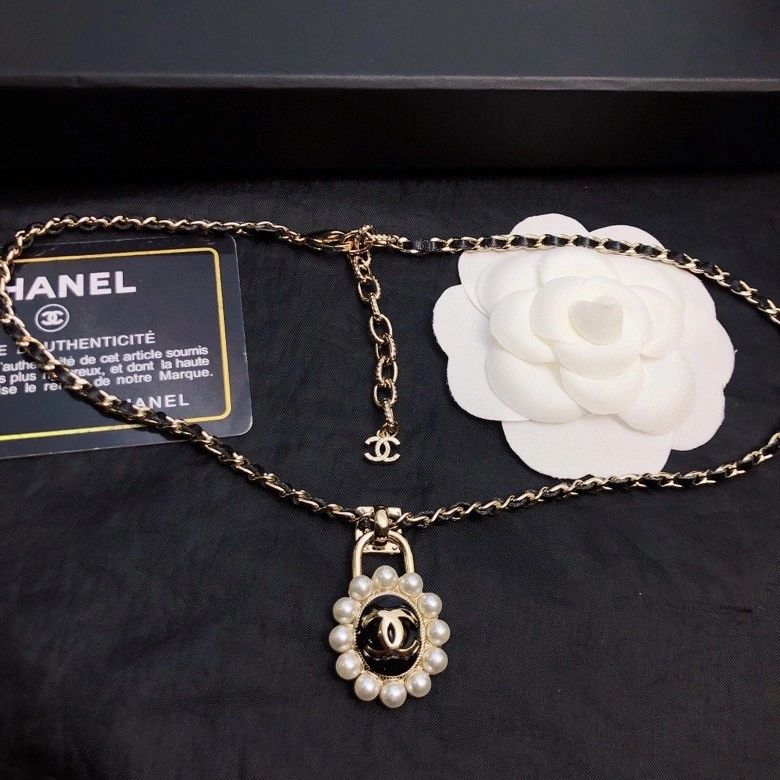 Chanel Necklaces Modern 219098