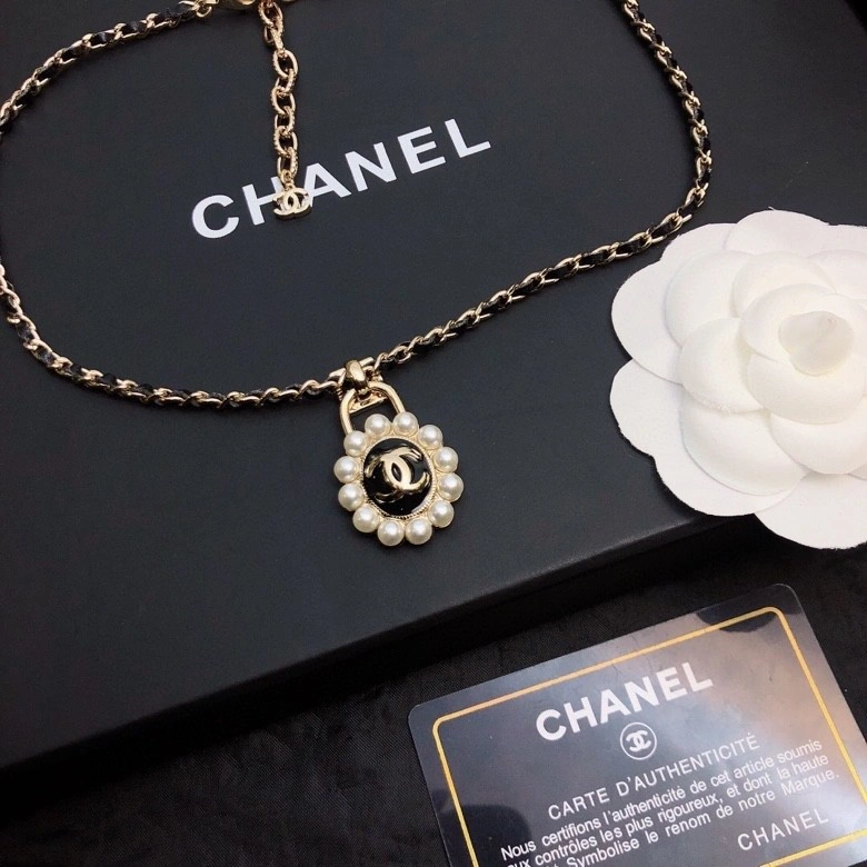 Chanel Necklaces Modern 219098