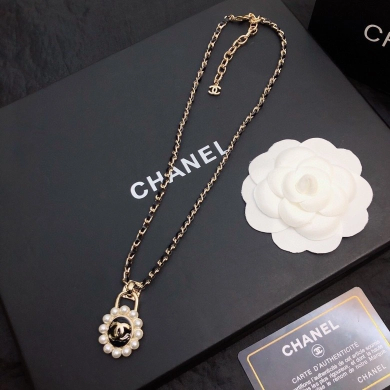 Chanel Necklaces Modern 219098
