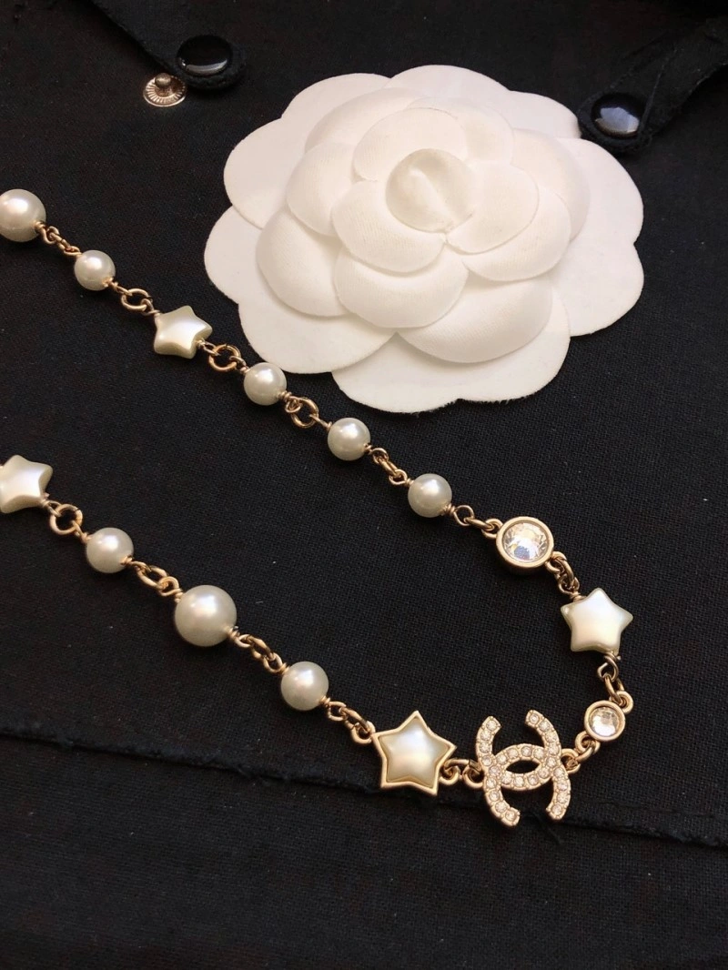 Sophisticated Chanel Necklaces 219091