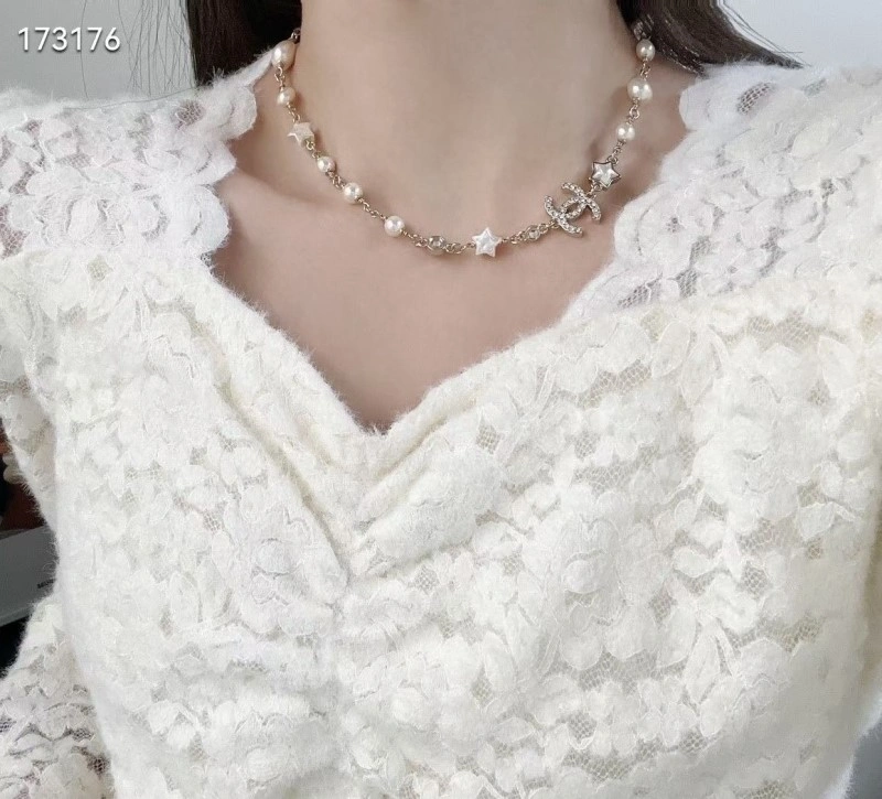 Sophisticated Chanel Necklaces 219091