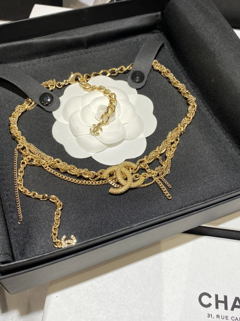 Bold Chanel Necklaces 219084